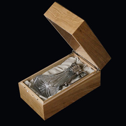 подарочные наборы в коробках из дерева хрустальный кувшин с серебряным декором
