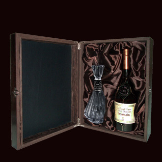 подарочный набор коллекционное вино и сервировочный штоф из хрусталя с серебряной оправой в коробке из дуба