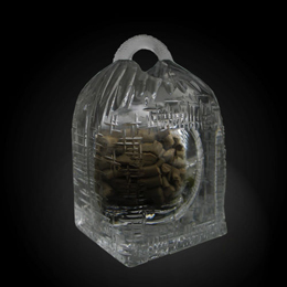Фирменный корпоративный сувенир  Хрустальный мешочек с помещенным предметом внутри хрусталя