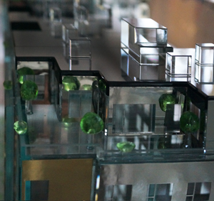 фрагмент стеклянного макета  здания